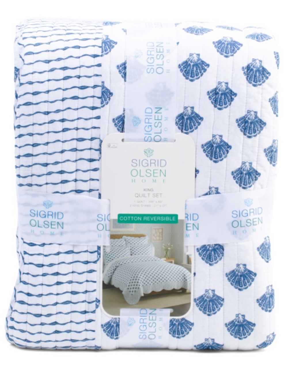 Sigrid Olsen Blue and White Reversible Cotton Quilt with Shell Motif